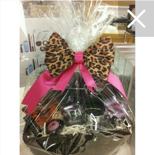 Make me Up Basket